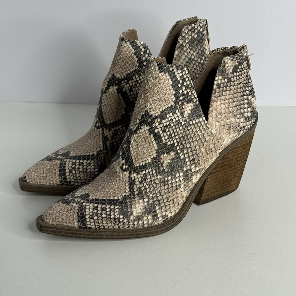 Vince Camuto Gigietta Leather Snake Skin Ankle Boots Size 7 Chunky Block Heel